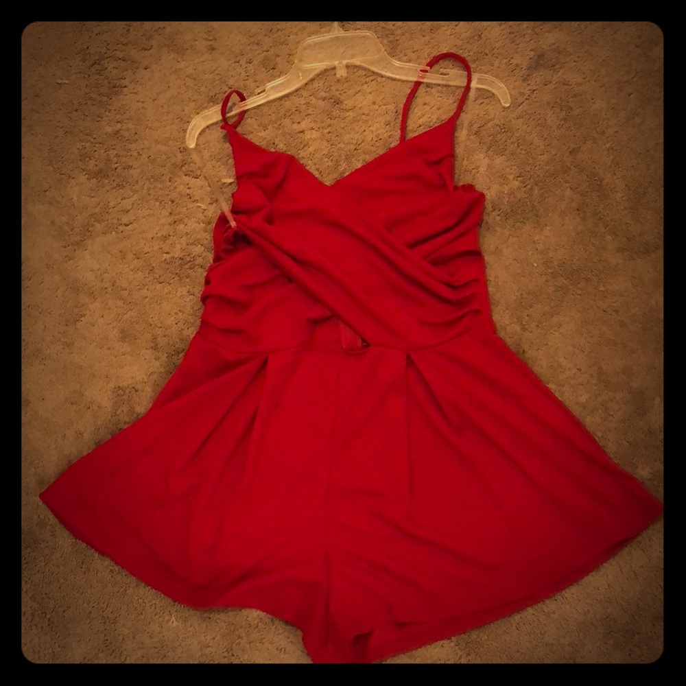 NWOT Fashion Nova CutOut Romper